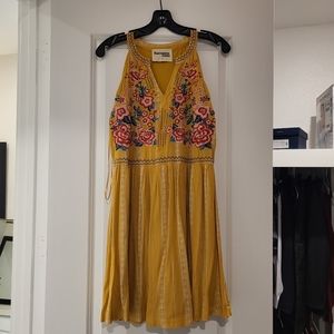 Women's dress
